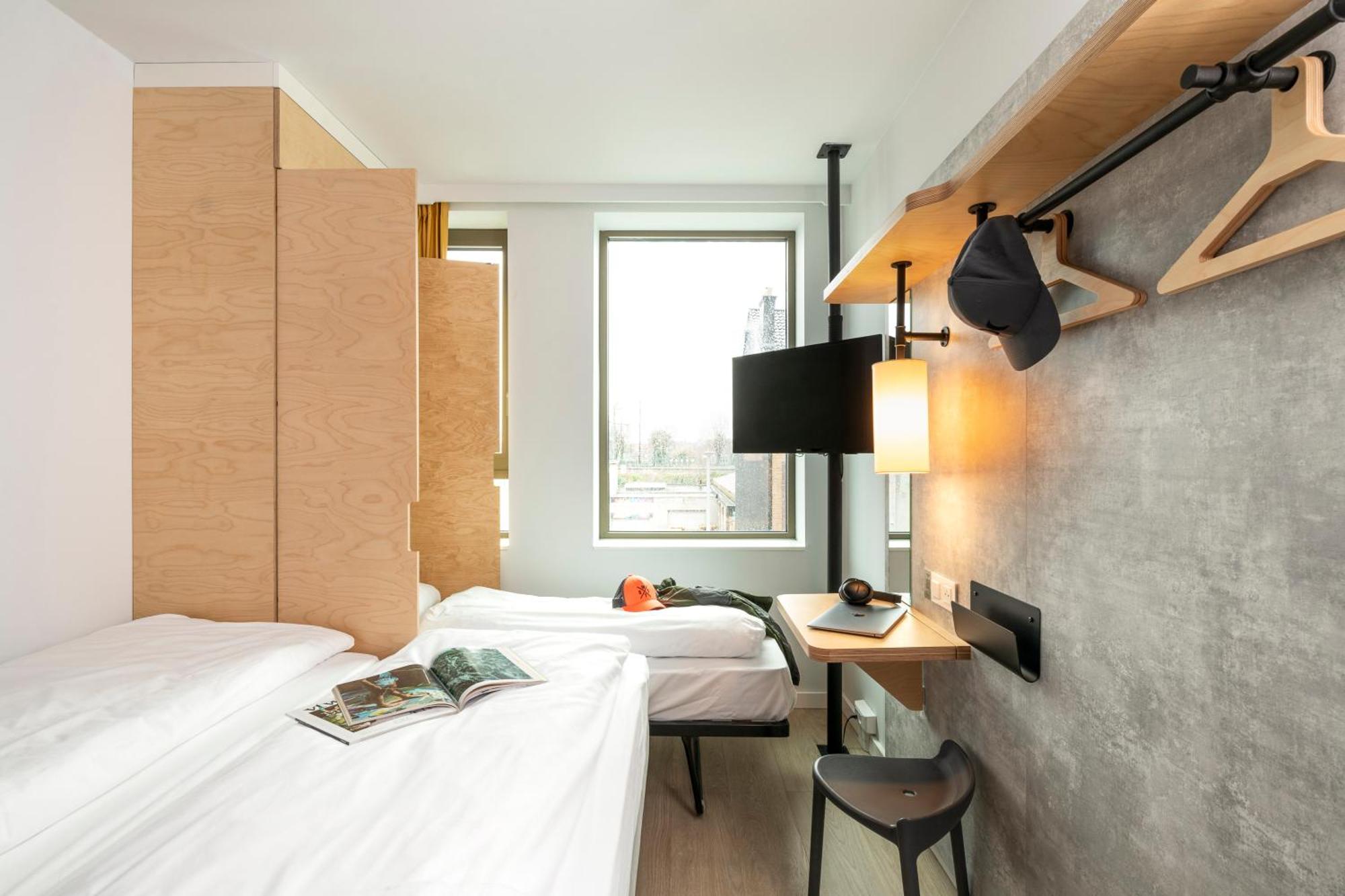 Ibis Budget Gent Centrum Dampoort Exterior foto